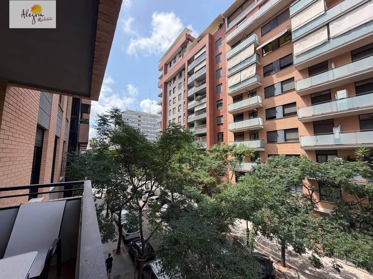 Appartement de 3 chambres à louer à Valence ville avec garage - 2 300 € (Ref: 10011552)