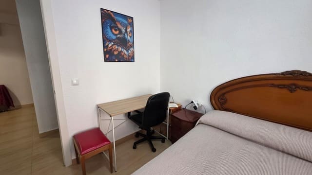 2 soveværelse Lejlighed til salg i Alicante by - € 138.000 (Ref: 10011553)