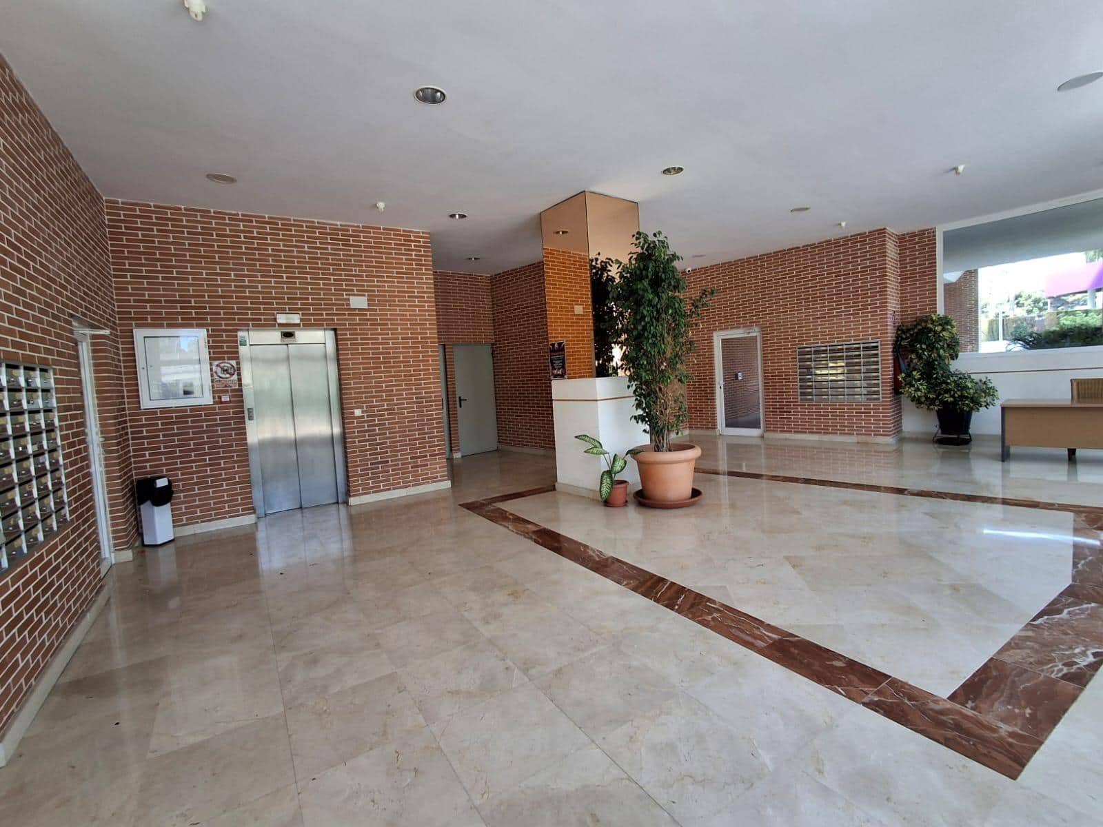 3 Zimmer Wohnung zu verkaufen in Benidorm mit Pool Garage - 719.000 € (Ref: 10013444)