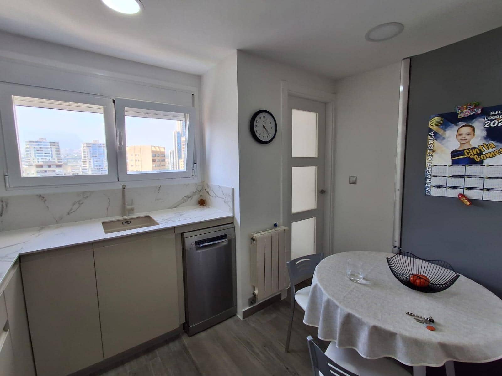 3 Zimmer Wohnung zu verkaufen in Benidorm mit Pool Garage - 719.000 € (Ref: 10013444)