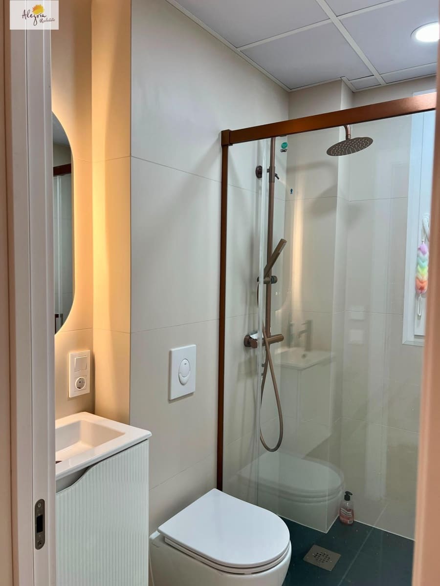 Piso de 2 habitaciones en València ciudad en venta - 396.000 € (Ref: 10013445)