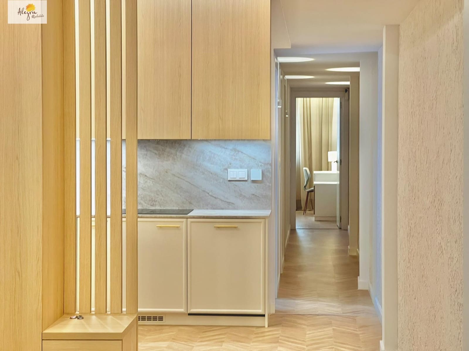 2 slaapkamer Flat te koop in Valencia stad - € 396.000 (Ref: 10013445)
