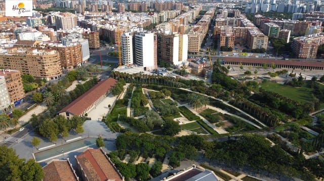 2 slaapkamer Flat te koop in Russafa, Valencia stad - € 396.000 (Ref: 10013445)