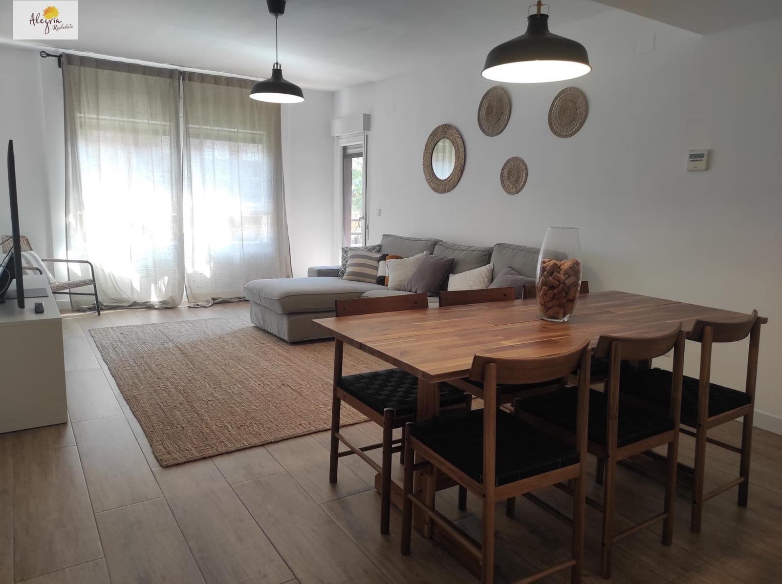 Appartement de 4 chambres à louer à Valence ville avec garage - 2 500 € (Ref: 10015681)