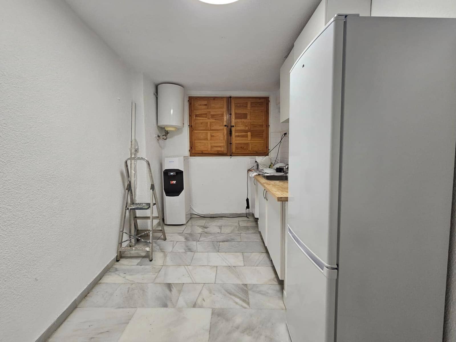3 sovrum Lägenhet att hyra i Alicante stad - 1 800 € (Ref: 10015682)