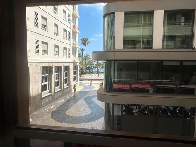 3 sovrum Lägenhet att hyra i Mercado, Alicante stad - 1 800 € (Ref: 10015682)