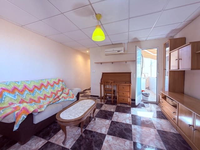 2 slaapkamer Appartement te koop in Carolinas Bajas, Alicante stad - € 137.000 (Ref: 10015683)