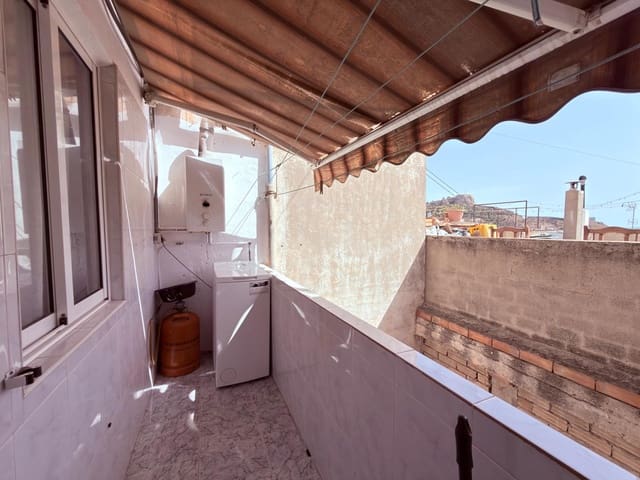 2 makuuhuone Huoneisto myytävänä paikassa Carolinas Bajas, Alicante kaupunki - 137 000 € (Ref: 10015683)