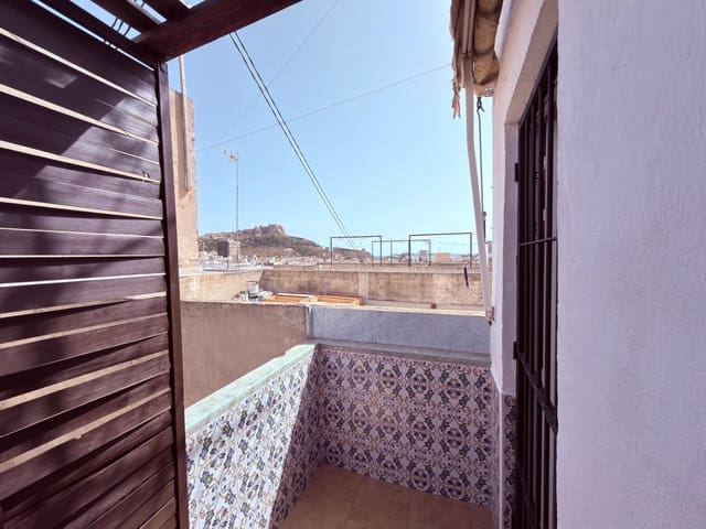 2 makuuhuone Huoneisto myytävänä paikassa Carolinas Bajas, Alicante kaupunki - 137 000 € (Ref: 10015683)