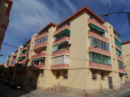 3 slaapkamer Flat te koop in Alicante stad - € 100.000 (Ref: 10015684)