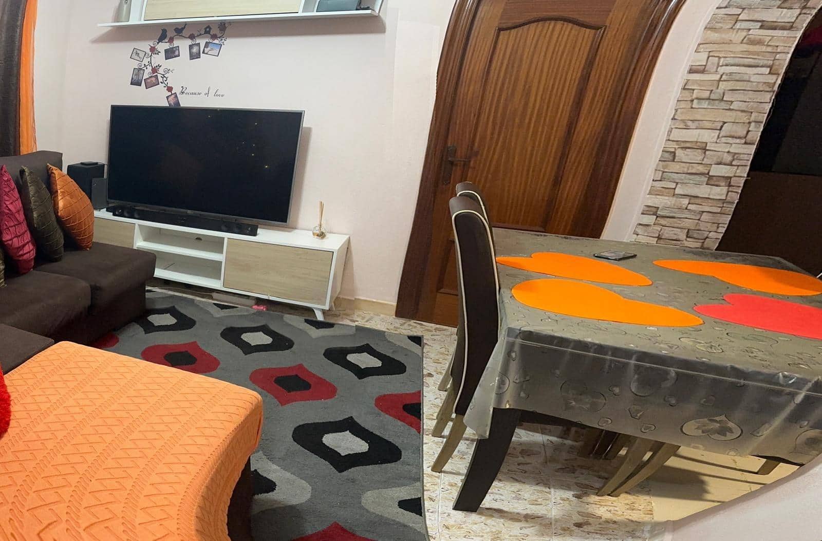 3 slaapkamer Flat te koop in Alicante stad - € 100.000 (Ref: 10015684)