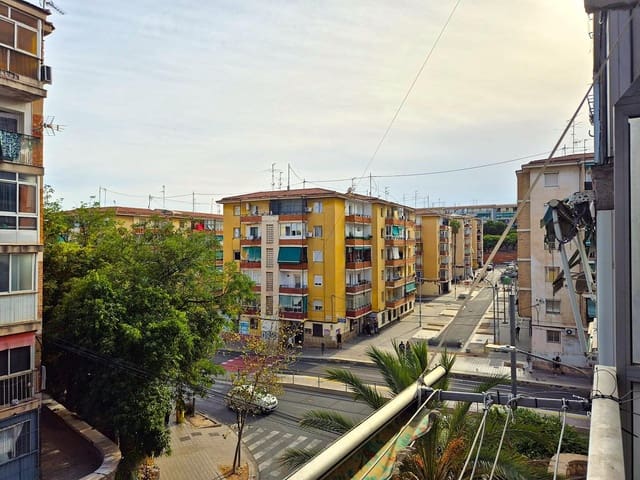 3 soverom Leilighet til salgs i Alicante by - € 79 000 (Ref: 10017605)
