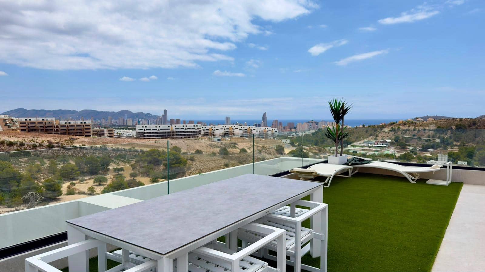 2 slaapkamer Penthouse te koop in Finestrat met zwembad - € 530.000 (Ref: 10017606)