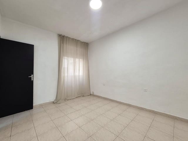 3 soverom Leilighet til salgs i Alicante by - € 160 000 (Ref: 10018564)