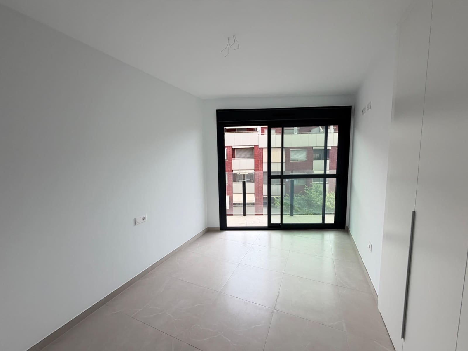 3 slaapkamer Appartement te koop in Alicante stad met zwembad garage - € 385.000 (Ref: 10024255)