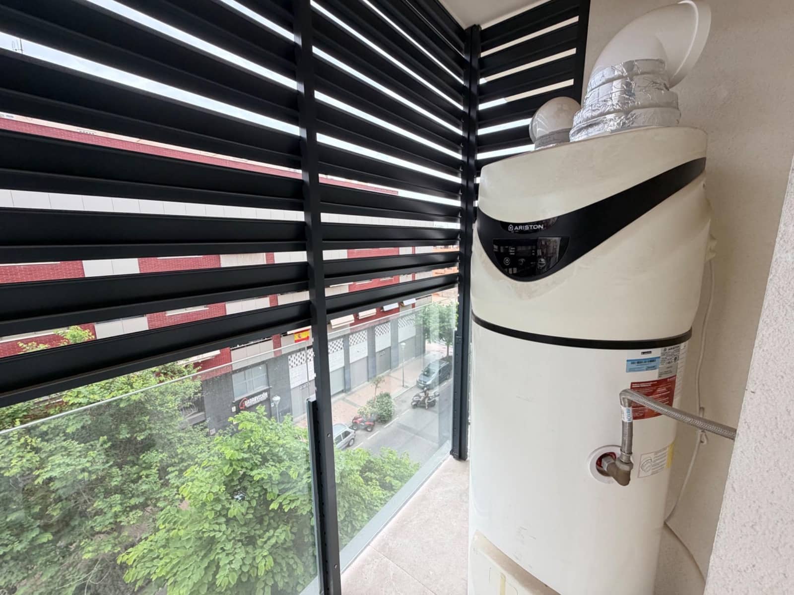 3 slaapkamer Appartement te koop in Alicante stad met zwembad garage - € 385.000 (Ref: 10024255)