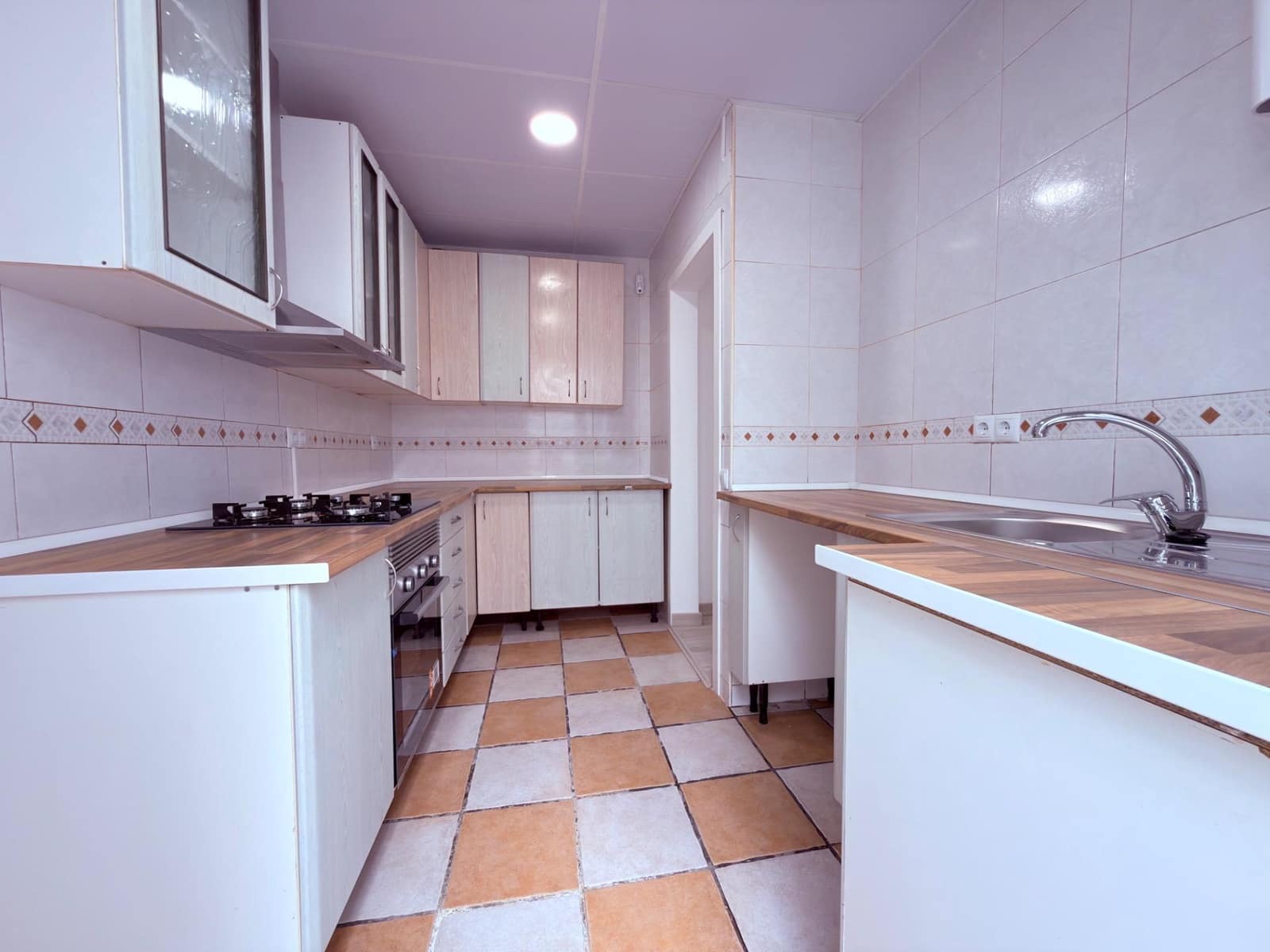 Apartamento de 2 habitaciones en Alicante / Alacant ciudad en venta - 119.900 € (Ref: 10024256)