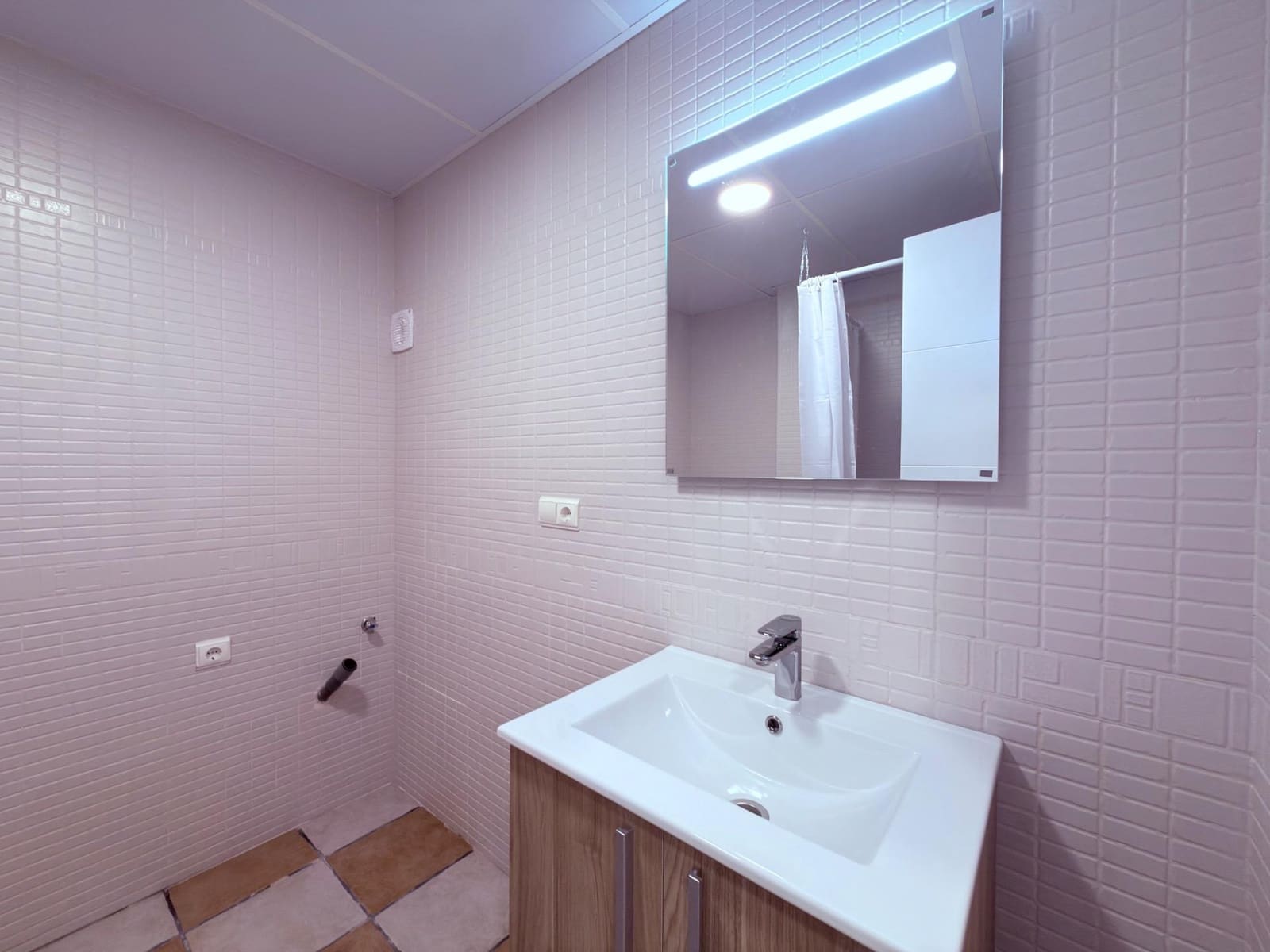 Apartamento de 2 habitaciones en Alicante / Alacant ciudad en venta - 119.900 € (Ref: 10024256)