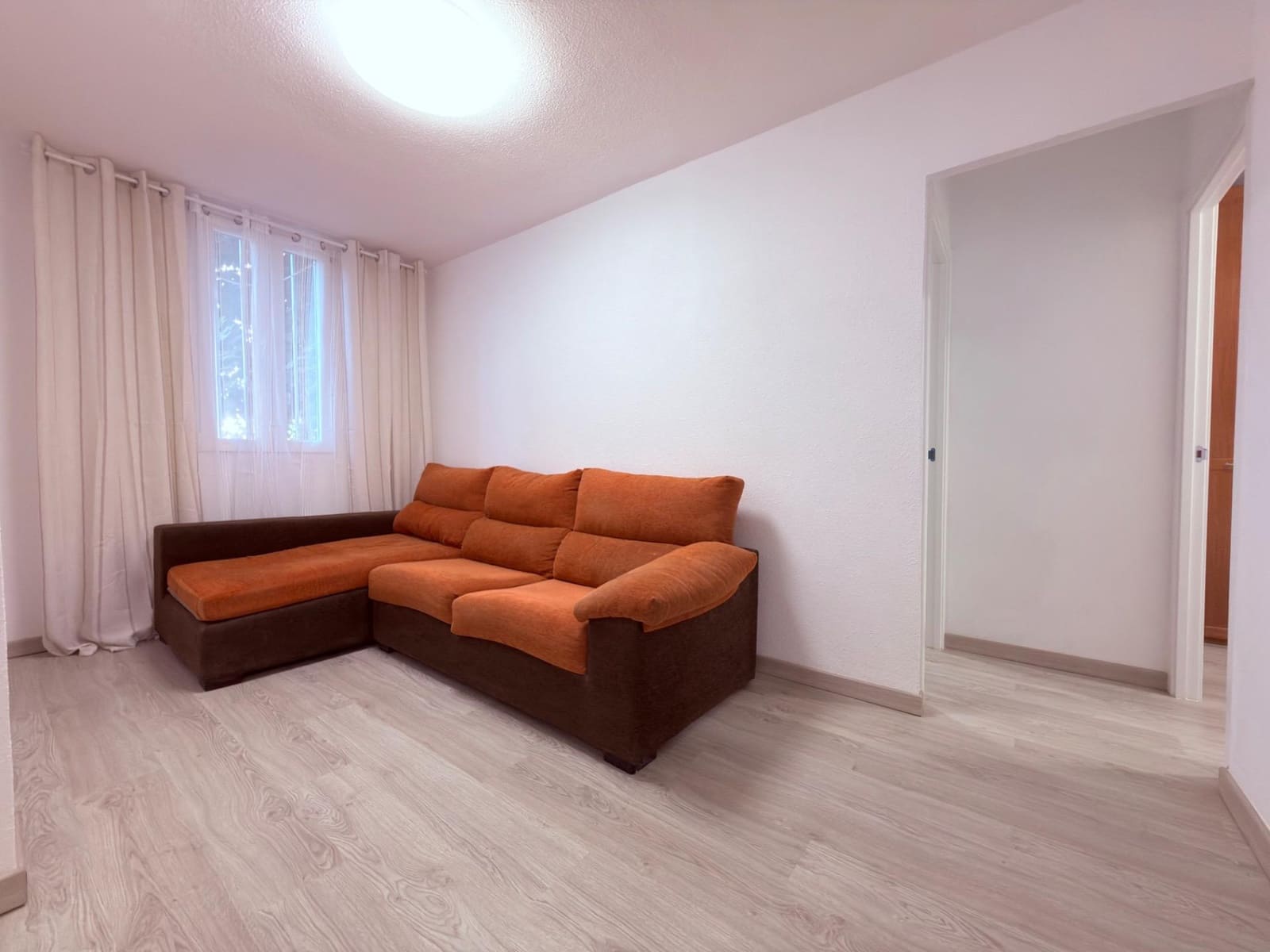 Apartamento de 2 habitaciones en Alicante / Alacant ciudad en venta - 119.900 € (Ref: 10024256)