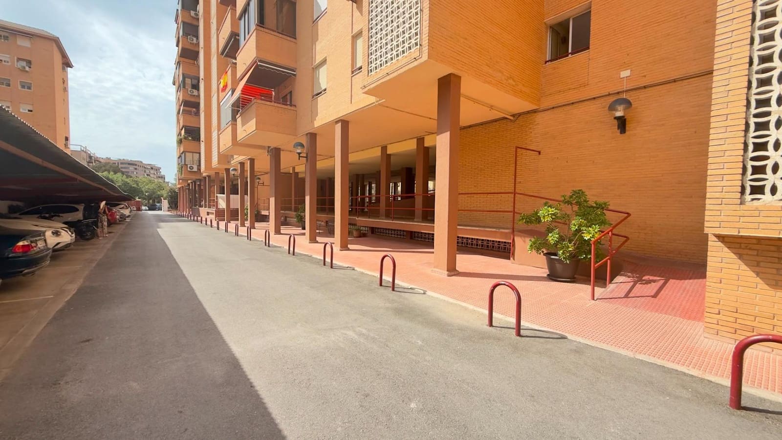 3 quarto Apartamento para arrendar em Alicante cidade com piscina - 1 150 € (Ref: 10025834)