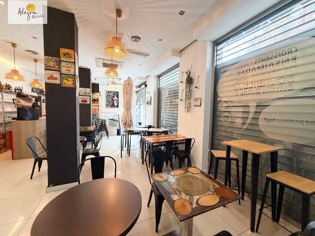 Local Commercial à vendre à Mestalla, Valence ville - 160 000 € (Ref: 10025835)