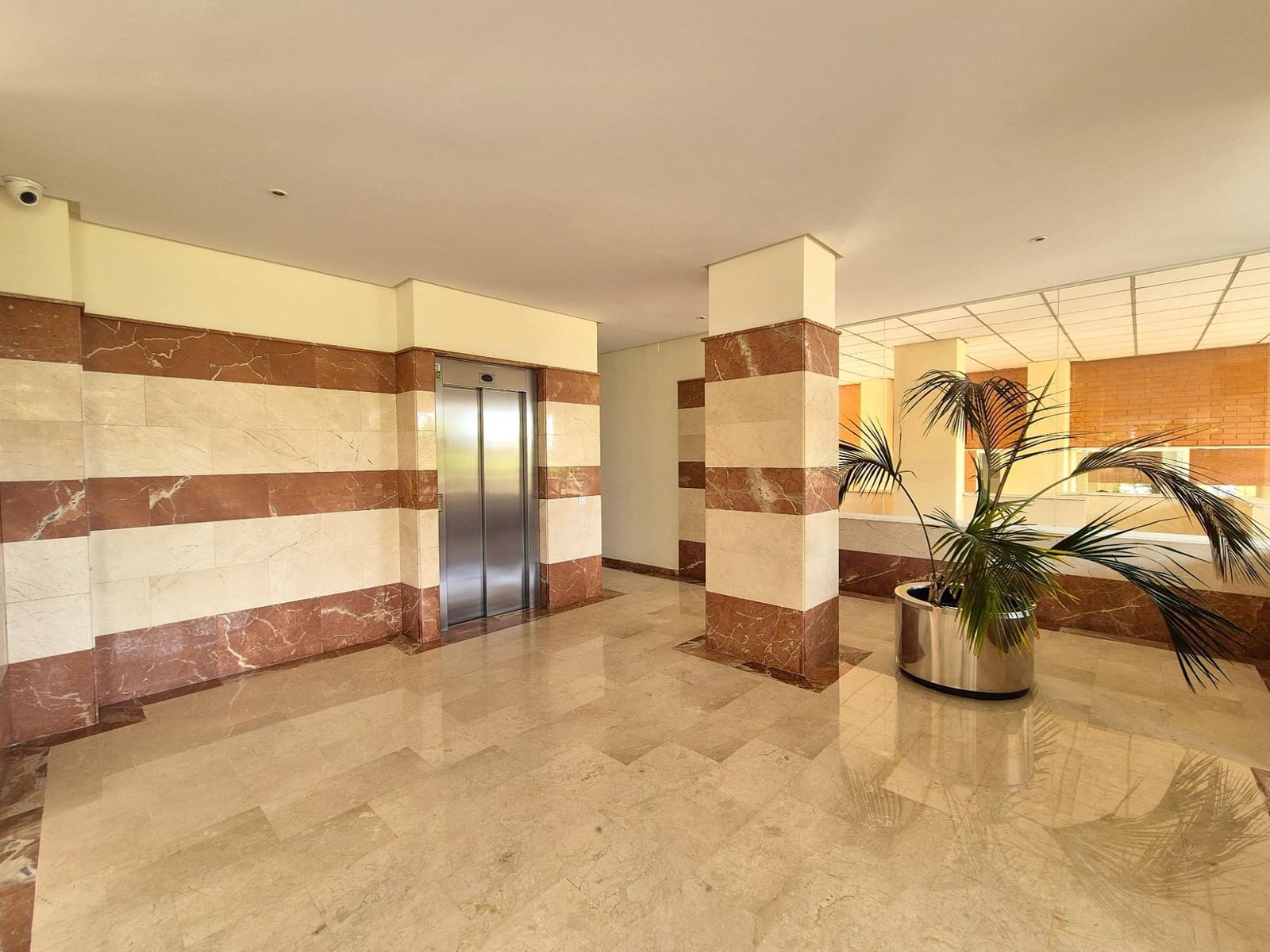 Piso de 2 habitaciones en Alicante / Alacant ciudad en venta con piscina - 359.000 € (Ref: 10025836)
