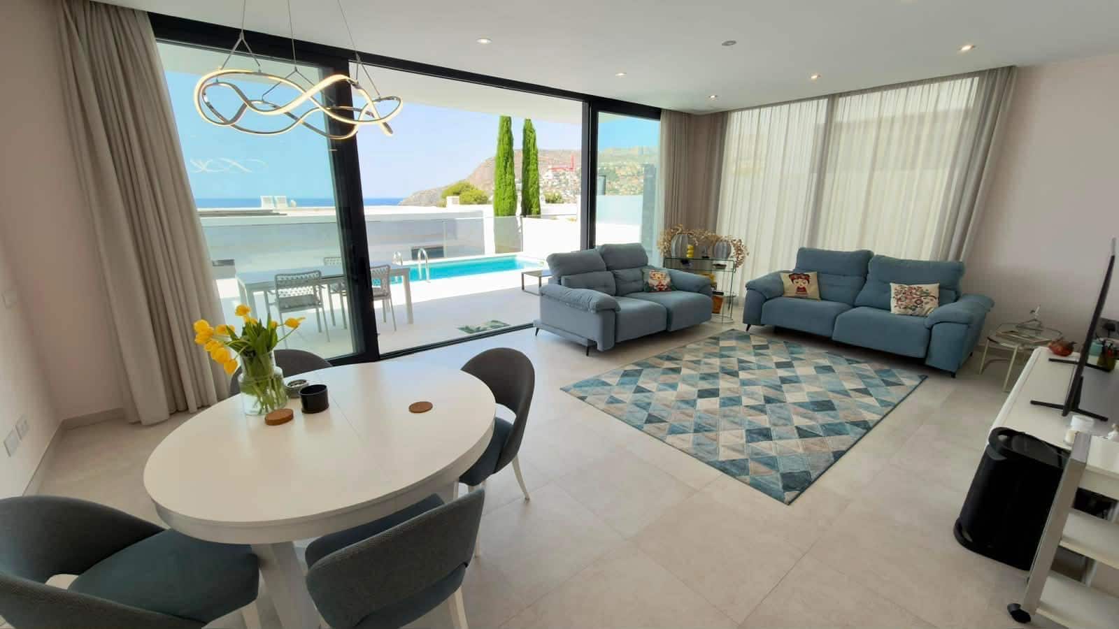 4 makuuhuone Huvila myytävänä paikassa Calpe / Calp mukana uima-altaan 
autotalli - 1 650 000 € (Ref: 10034091)