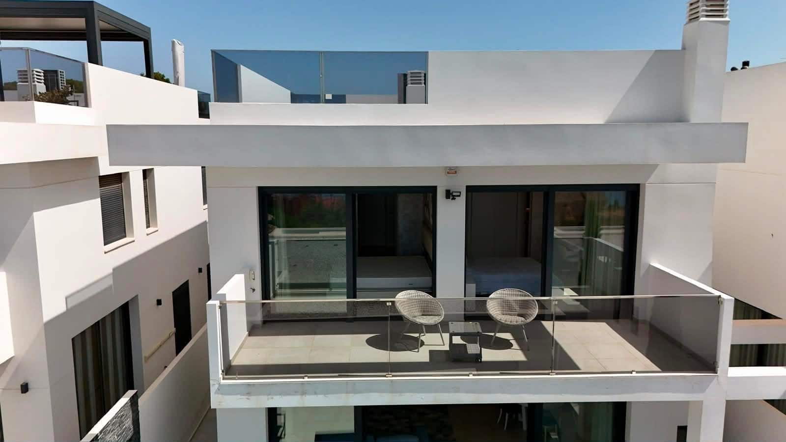 4 makuuhuone Huvila myytävänä paikassa Calpe / Calp mukana uima-altaan 
autotalli - 1 650 000 € (Ref: 10034091)