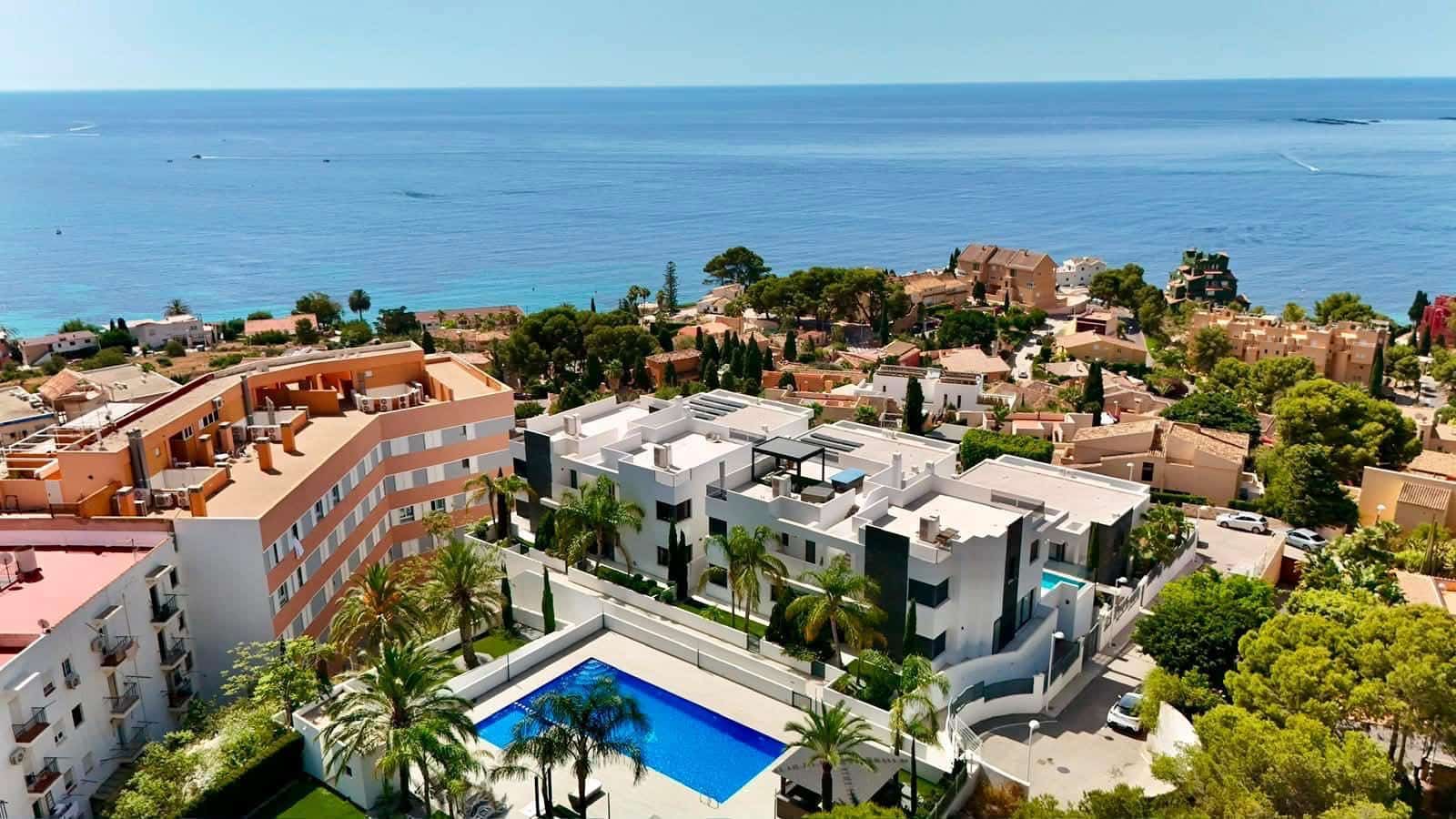 4 makuuhuone Huvila myytävänä paikassa Calpe / Calp mukana uima-altaan 
autotalli - 1 650 000 € (Ref: 10034091)