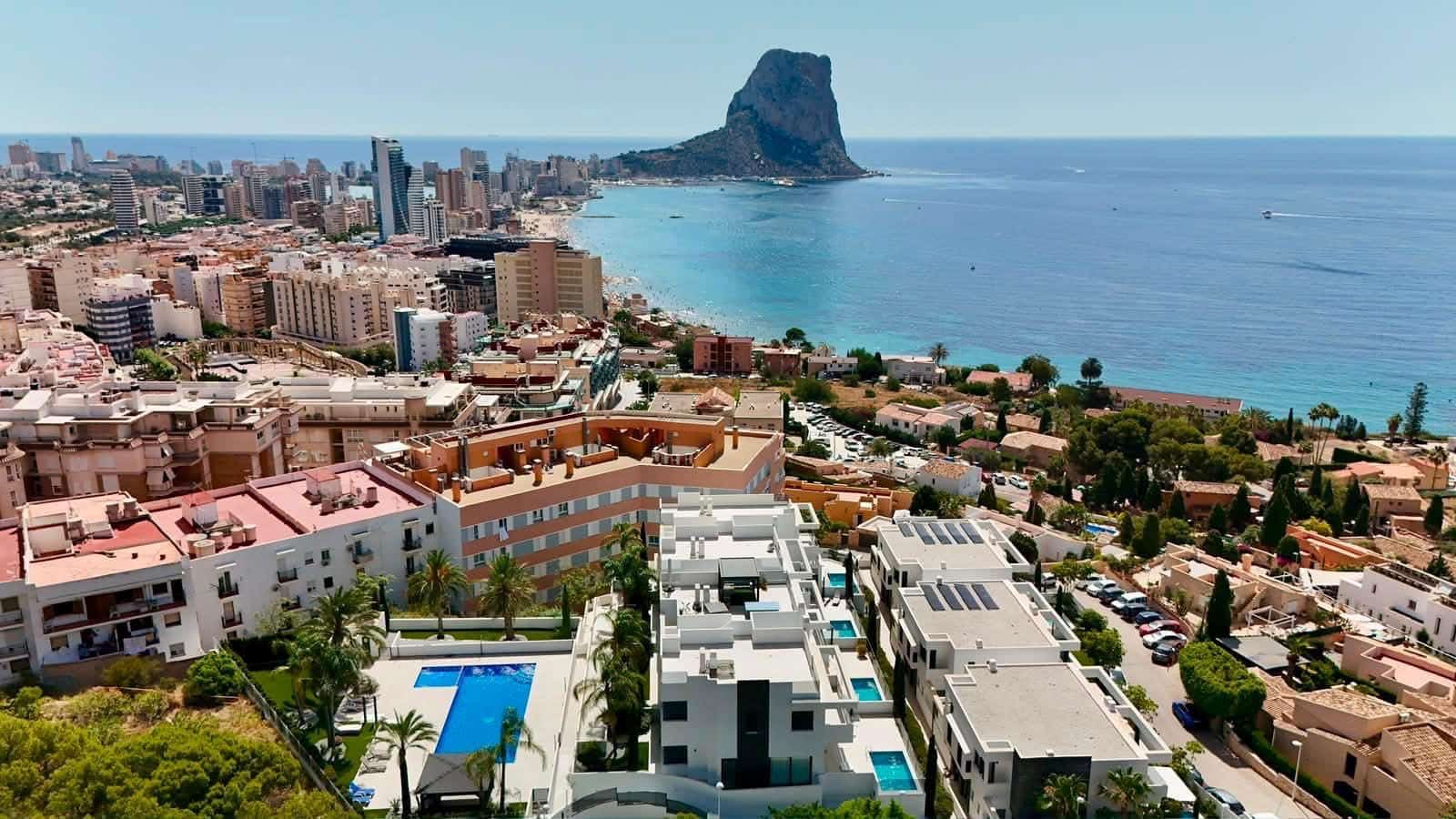 4 makuuhuone Huvila myytävänä paikassa Calpe / Calp mukana uima-altaan 
autotalli - 1 650 000 € (Ref: 10034091)