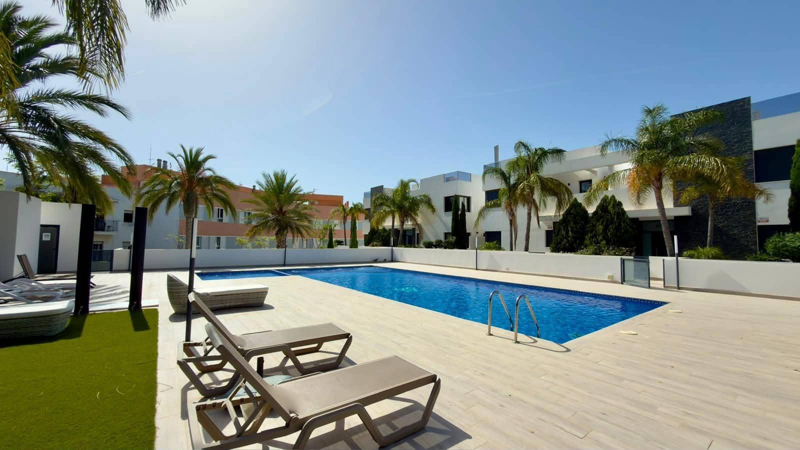 4 makuuhuone Huvila myytävänä paikassa Calpe / Calp mukana uima-altaan 
autotalli - 1 650 000 € (Ref: 10034091)