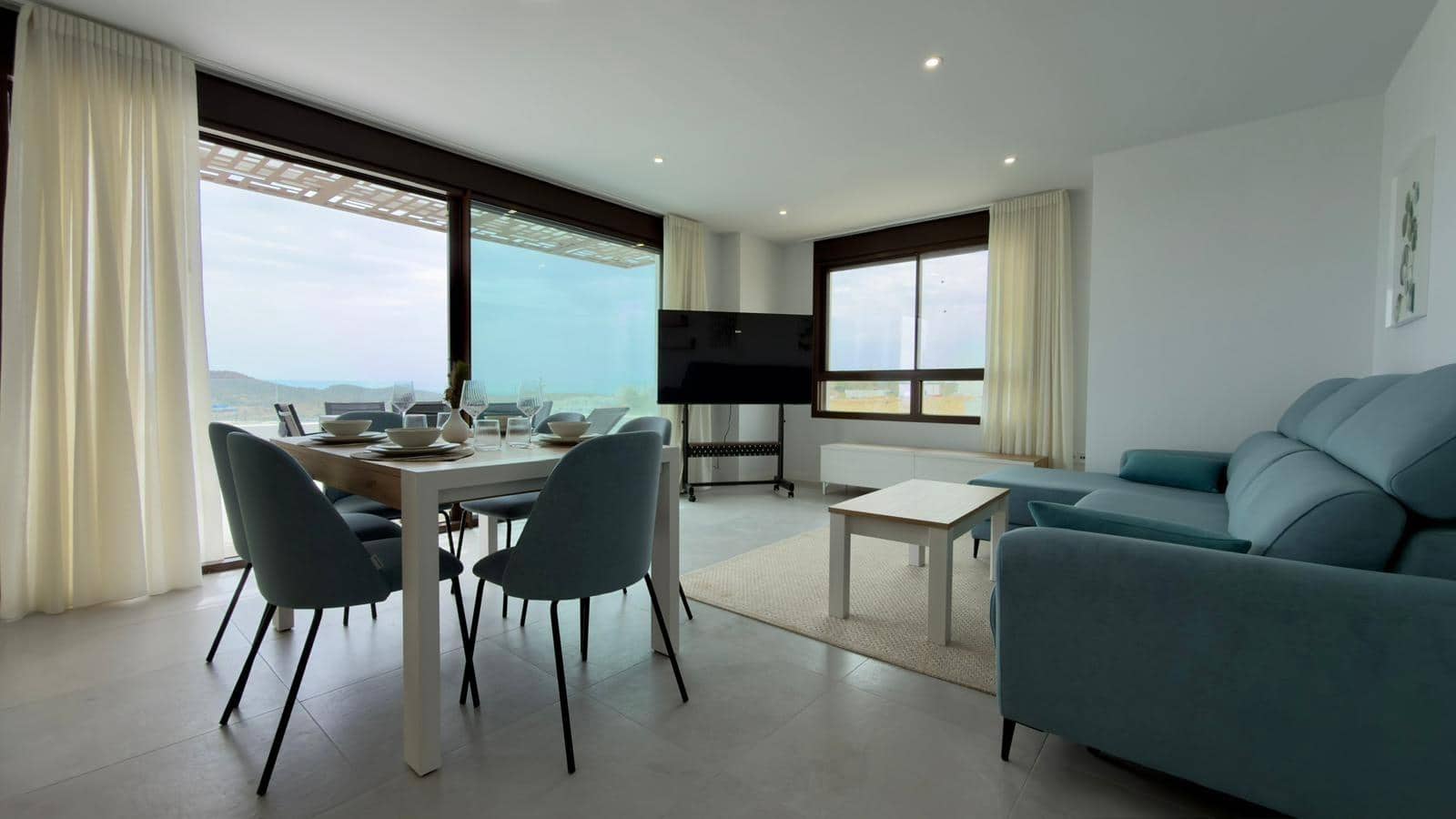 3 Zimmer Apartment zu vermieten in Finestrat mit Pool Garage - 2.100 € (Ref: 10047462)