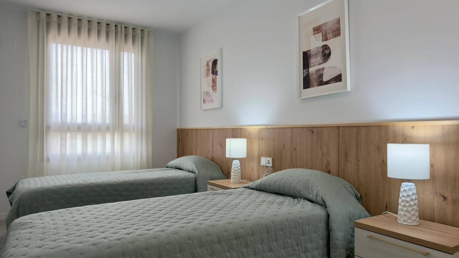 3 Zimmer Apartment zu vermieten in Finestrat mit Pool Garage - 2.100 € (Ref: 10047462)