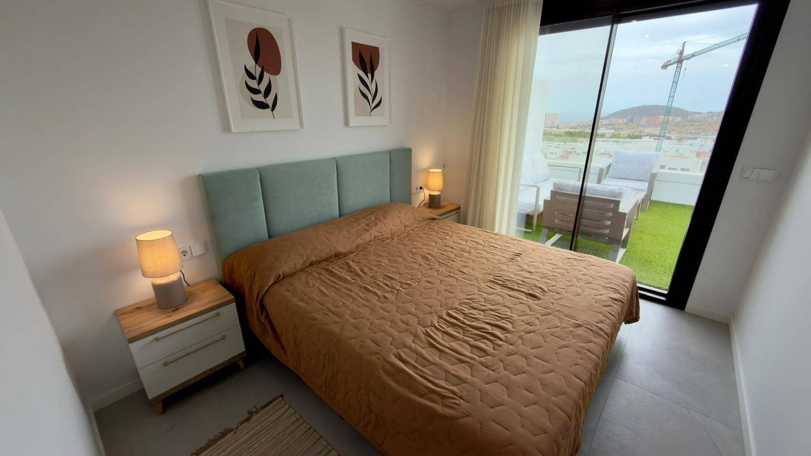3 Zimmer Apartment zu vermieten in Finestrat mit Pool Garage - 2.100 € (Ref: 10047462)