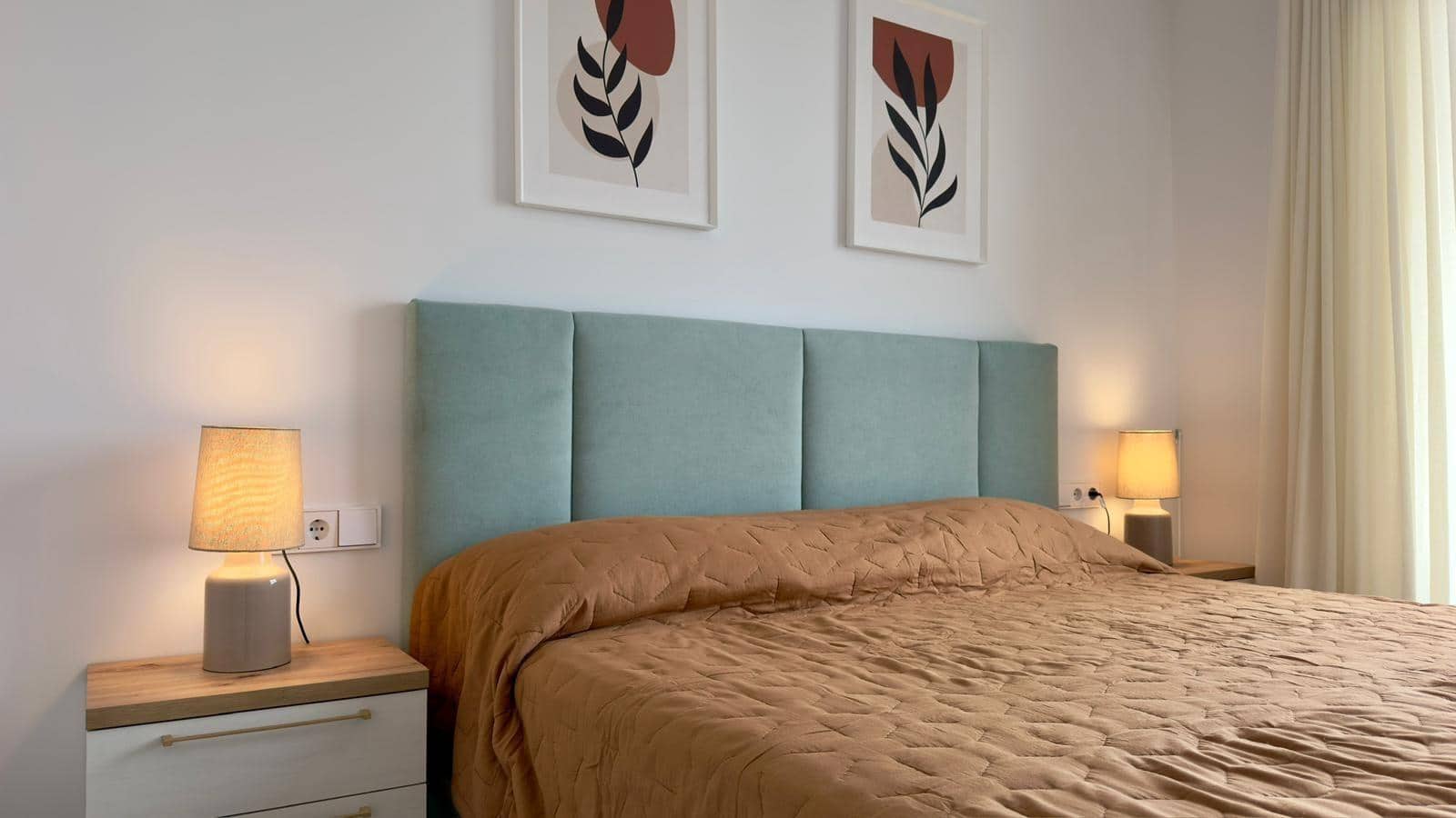 3 Zimmer Apartment zu vermieten in Finestrat mit Pool Garage - 2.100 € (Ref: 10047462)