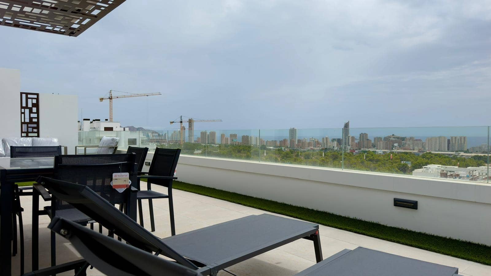 3 Zimmer Apartment zu vermieten in Finestrat mit Pool Garage - 2.100 € (Ref: 10047462)