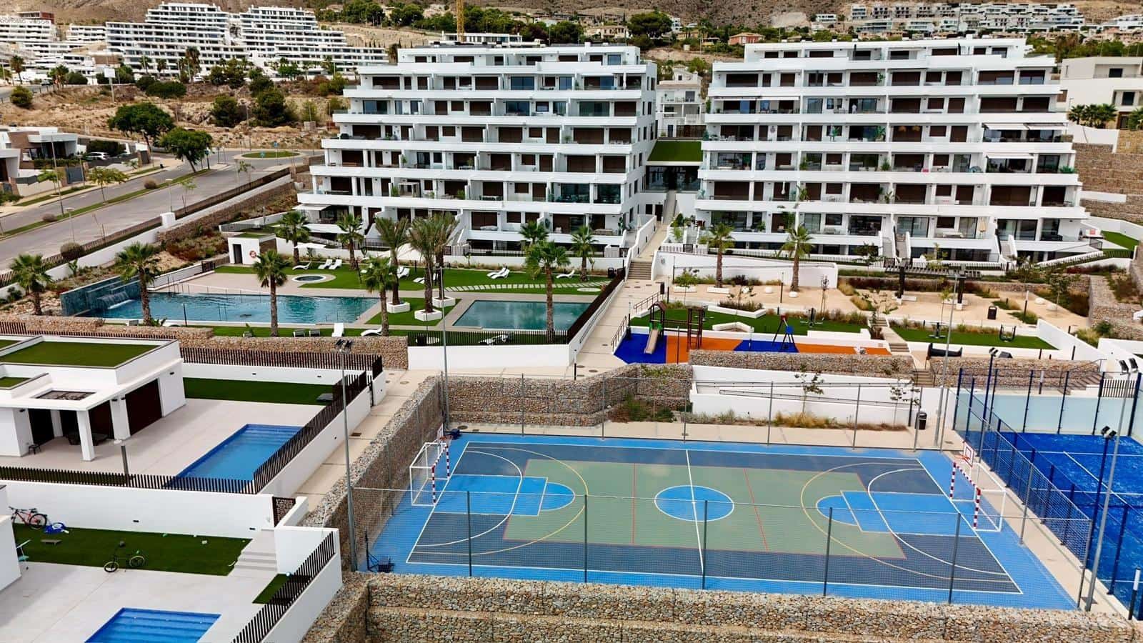 3 Zimmer Apartment zu vermieten in Finestrat mit Pool Garage - 2.100 € (Ref: 10047462)