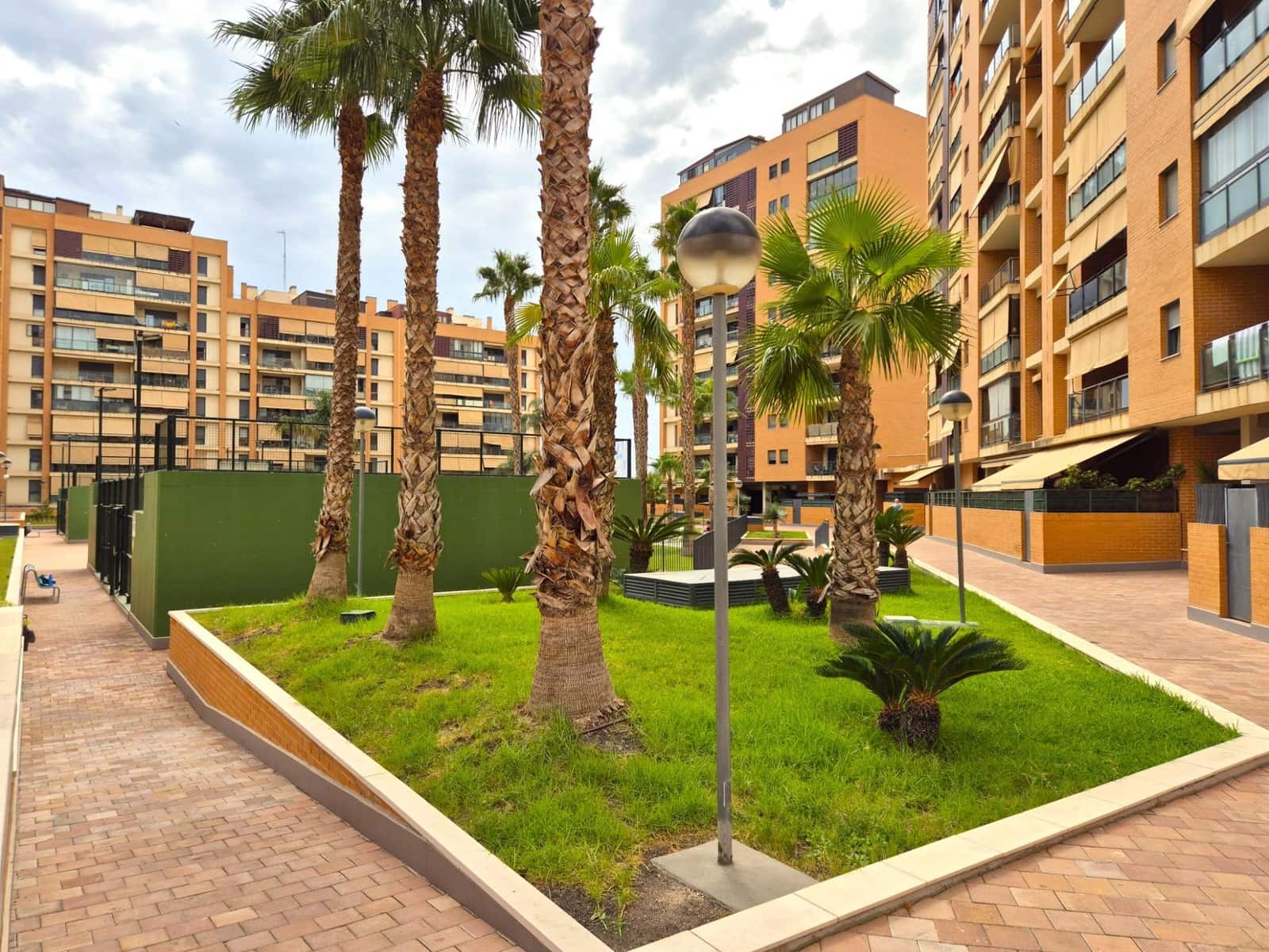 3 sovrum Lägenhet till salu i Alicante stad med pool - 360 000 € (Ref: 10055441)
