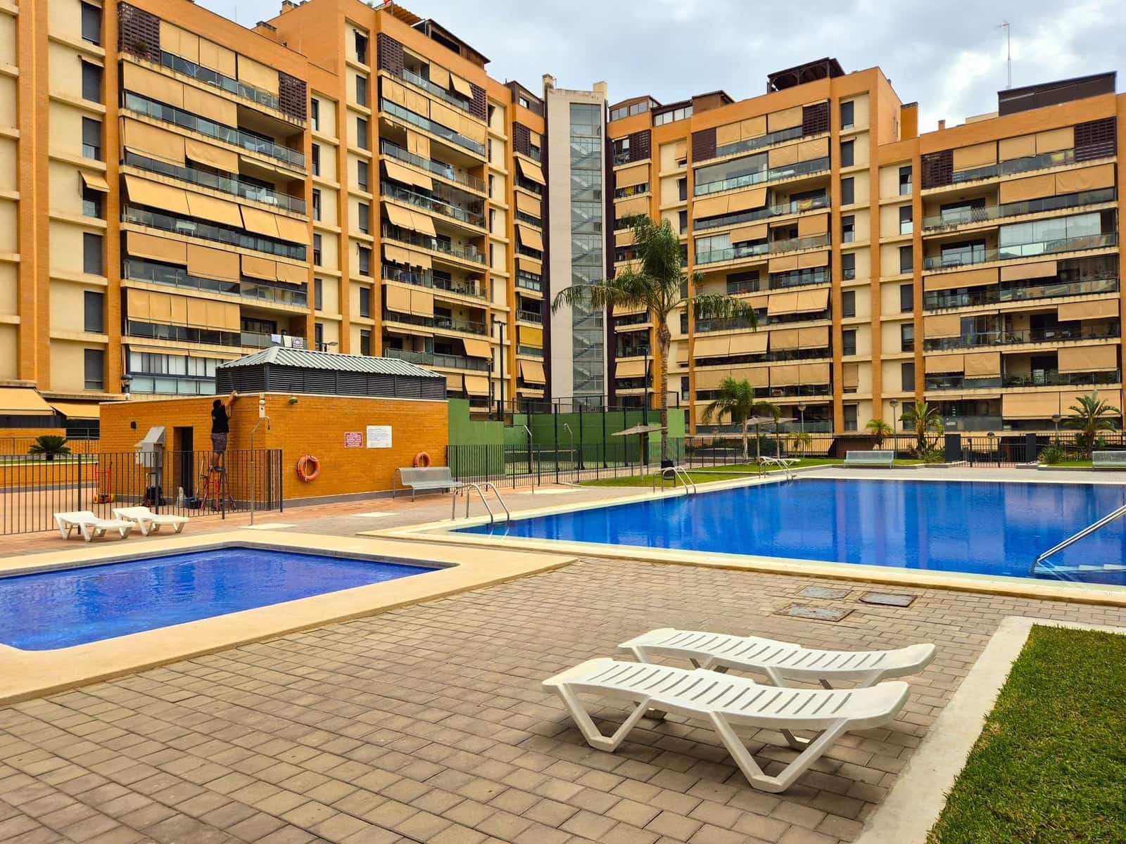 3 sovrum Lägenhet till salu i Alicante stad med pool - 360 000 € (Ref: 10055441)