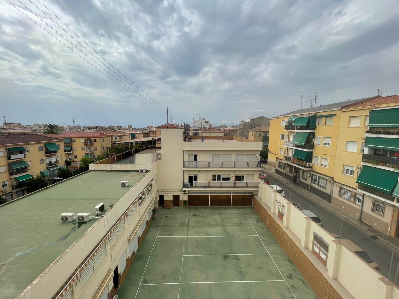 3 soverom Leilighet til leie i Alicante by - € 950 (Ref: 10055442)