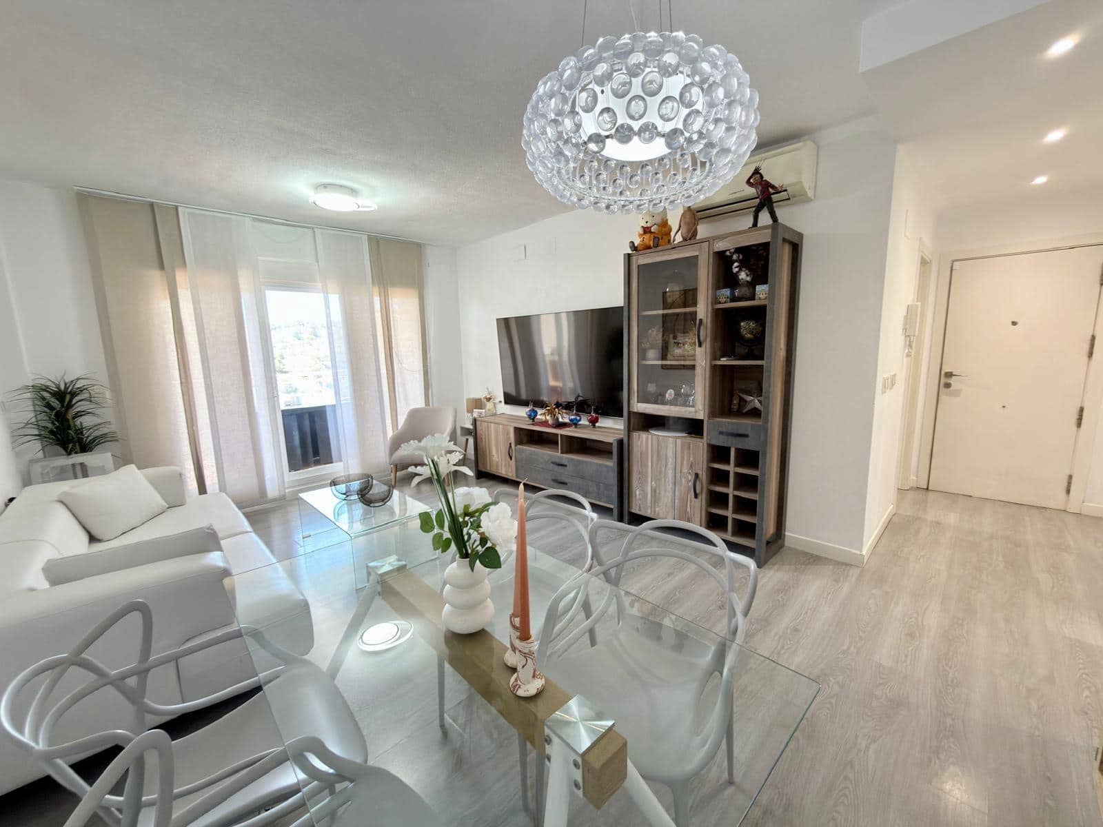 2 makuuhuone Asunto myytävänä paikassa La Villajoyosa / Vila Joiosa mukana uima-altaan 
autotalli - 415 000 € (Ref: 10059258)