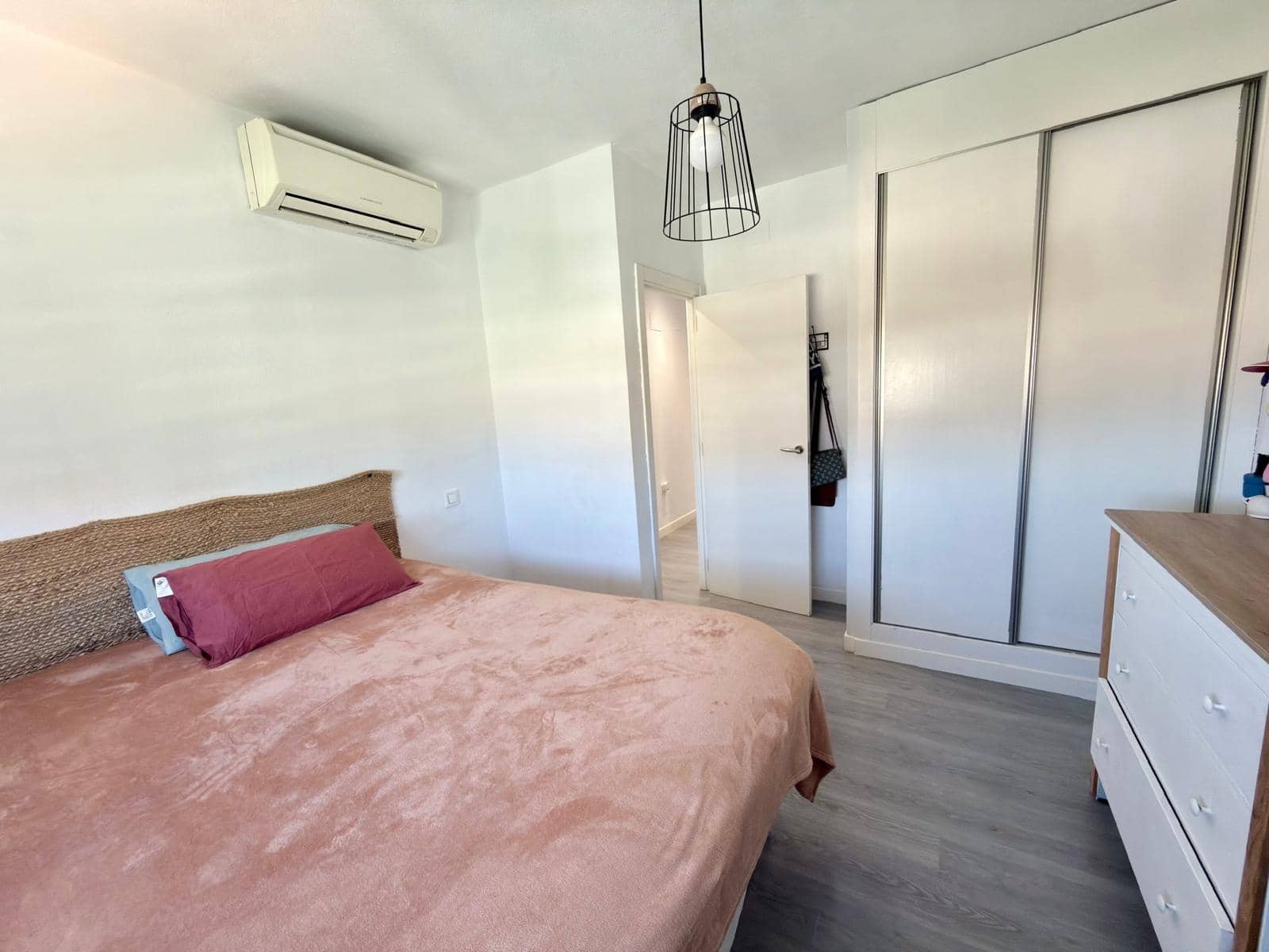 2 makuuhuone Asunto myytävänä paikassa La Villajoyosa / Vila Joiosa mukana uima-altaan 
autotalli - 415 000 € (Ref: 10059258)