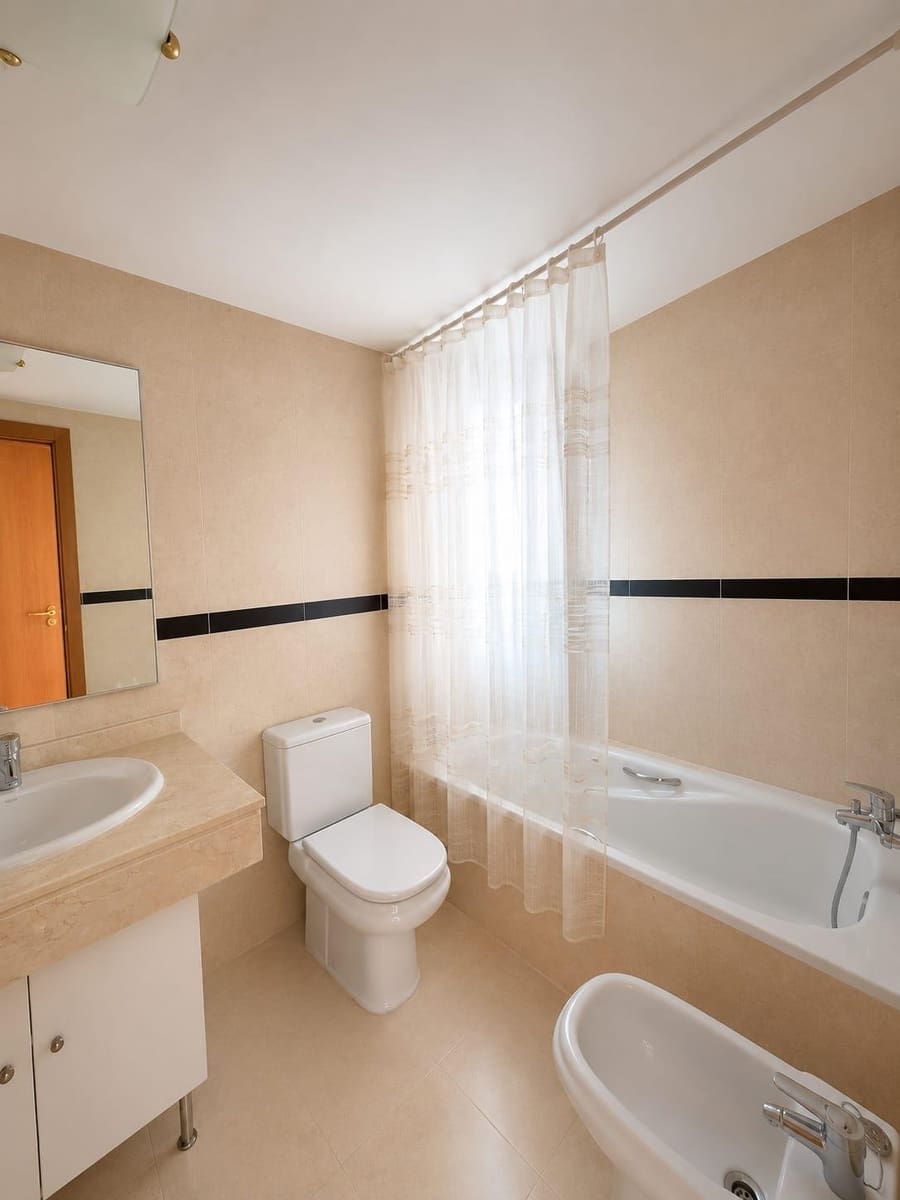 Piso de 2 habitaciones en La Villajoyosa / Vila Joiosa en venta con piscina garaje - 285.000 € (Ref: 10059262)