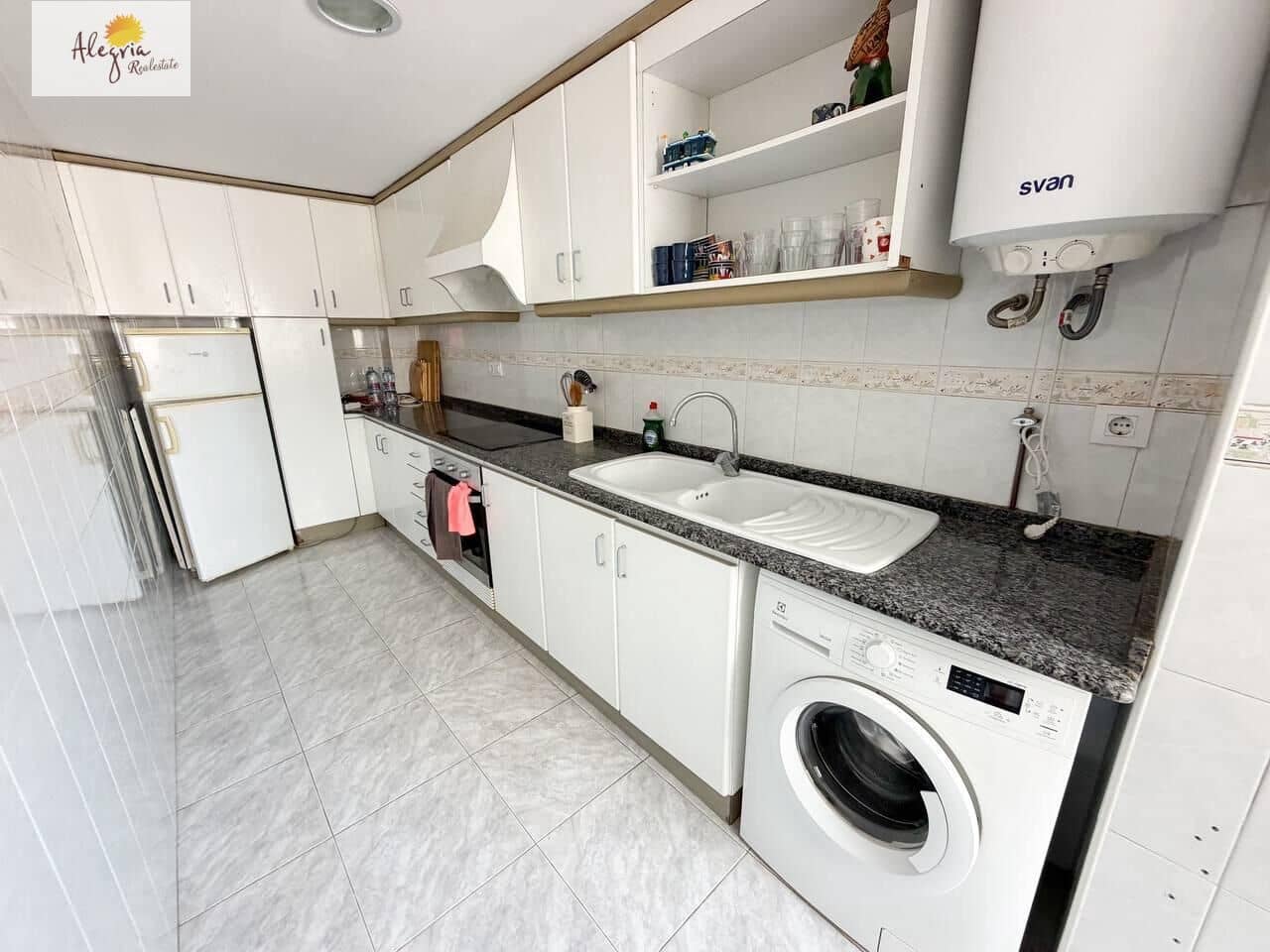3 sovrum Lägenhet att hyra i Valencia stad - 1 300 € (Ref: 10062120)