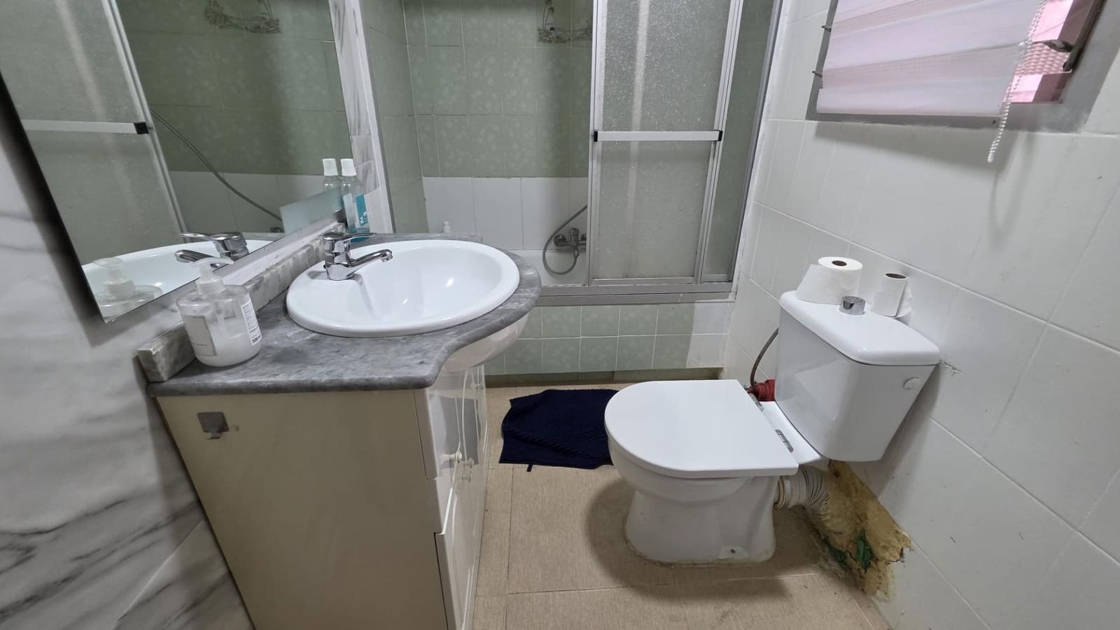 3 bedroom Apartment for rent in Alicante / Alacant city - € 850 (Ref: 10064792)
