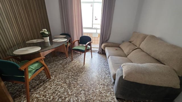 3 Zimmer Apartment zu vermieten in Alicante / Alacant Stadt - 900 € (Ref: 10064792)