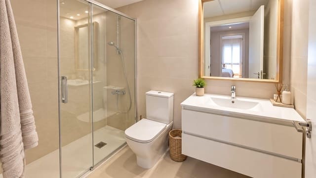 Piso de 3 habitaciones en Alicante / Alacant ciudad en venta con piscina garaje - 600.000 € (Ref: 10078487)