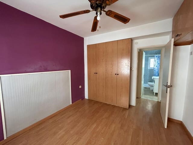 3 slaapkamer Appartement te koop in Carolinas Altas, Alicante stad - € 115.000 (Ref: 10094824)