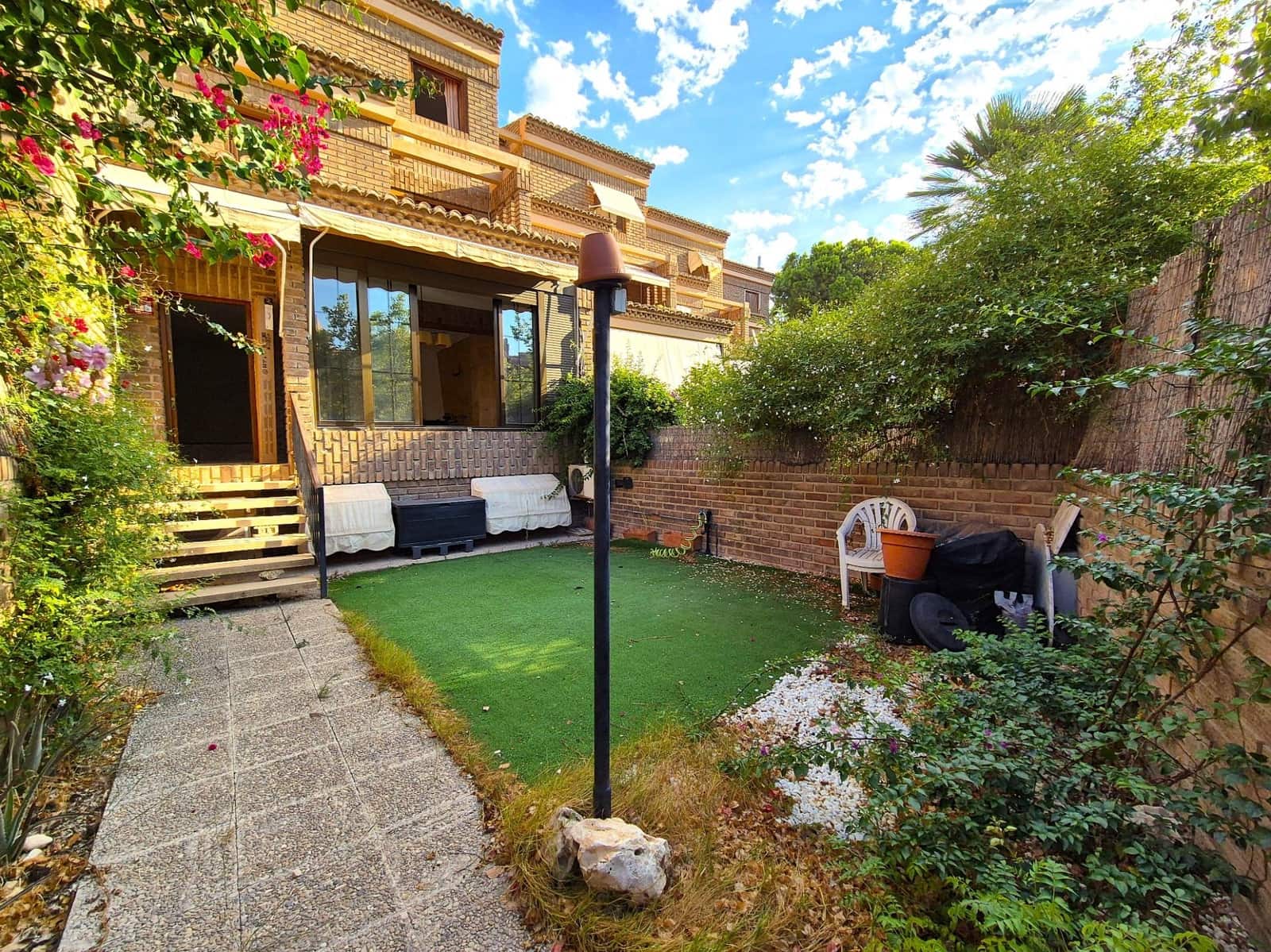 4 soverom Rekkehus til salgs i San Juan de Alicante / Sant Joan d'Alacant med svømmebasseng garasje - € 515 000 (Ref: 10100312)
