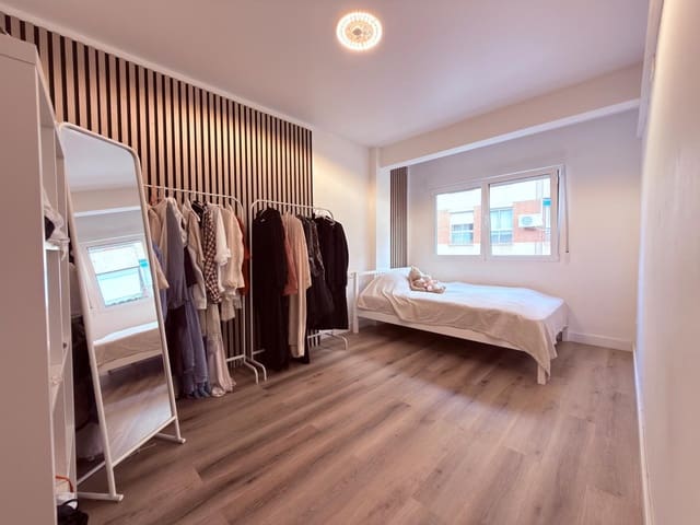 3 slaapkamer Appartement te koop in Alicante stad - € 210.000 (Ref: 10102760)